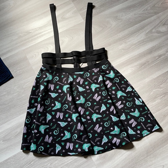 Hot Topic Dresses & Skirts - Beetlejuice strappy suspender skirt